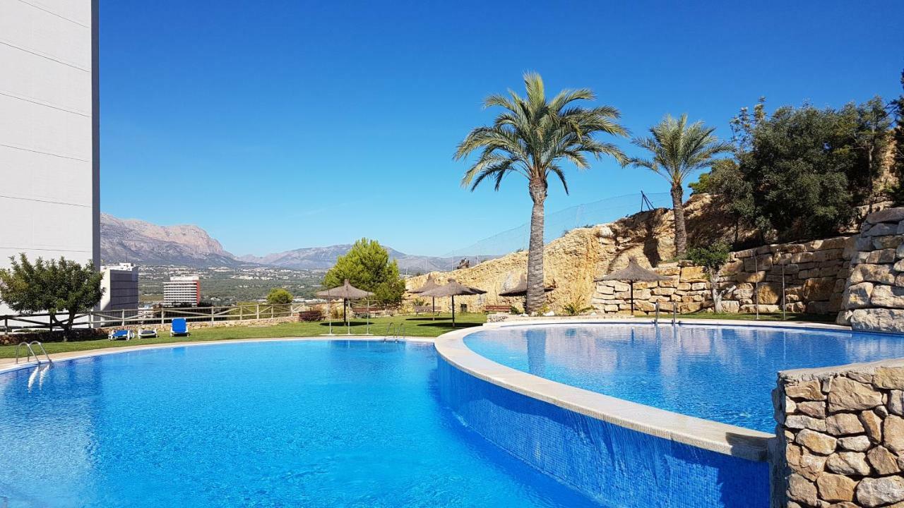Deluxe Penthouse On The 42Nd Floor With Amazing Sea Views Apartment Benidorm Luaran gambar